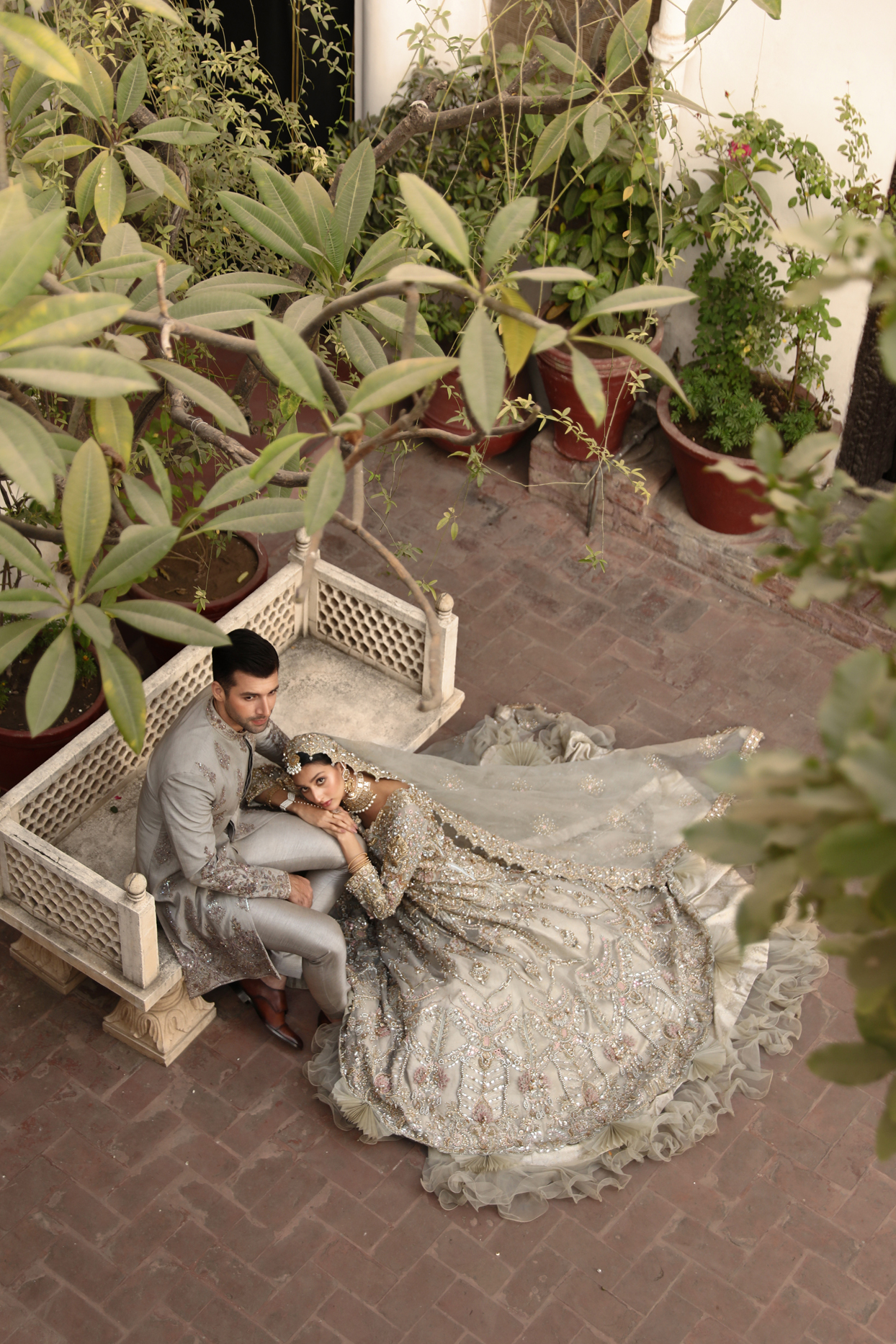Grandeur & Opulence – Dreamy Bridal Attire view 3