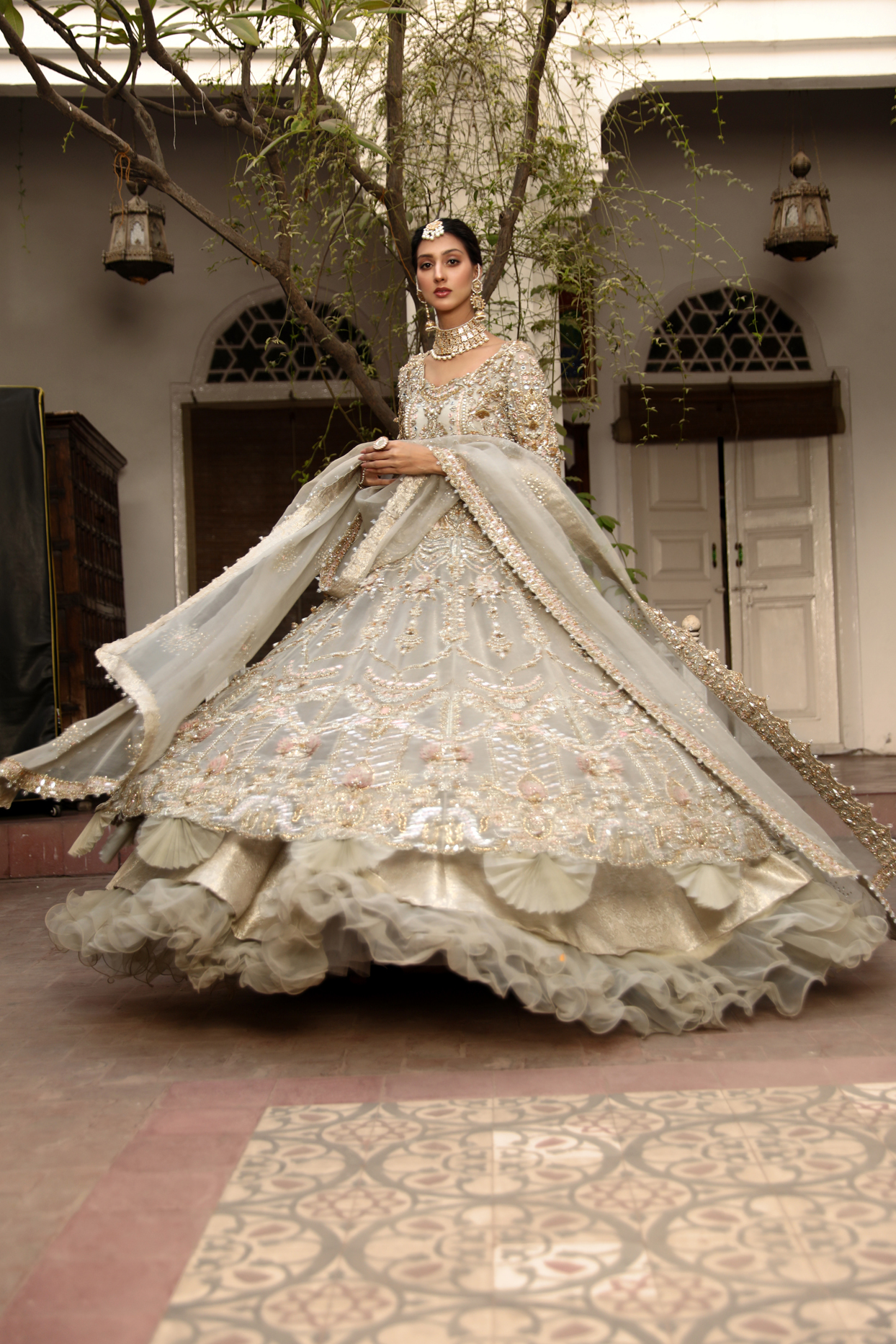 Grandeur & Opulence – Dreamy Bridal Attire view 5